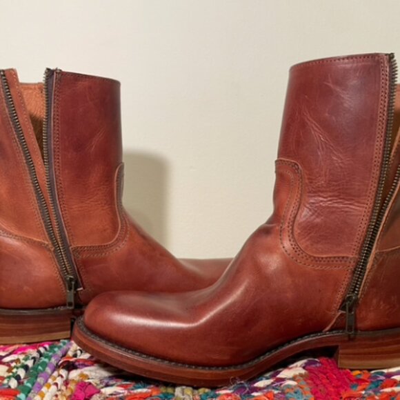 [SOLD] FRYE Campus Mid Calf Boot with Inside Zipper - Mens  Size: 9.5 - Picture 11 of 16